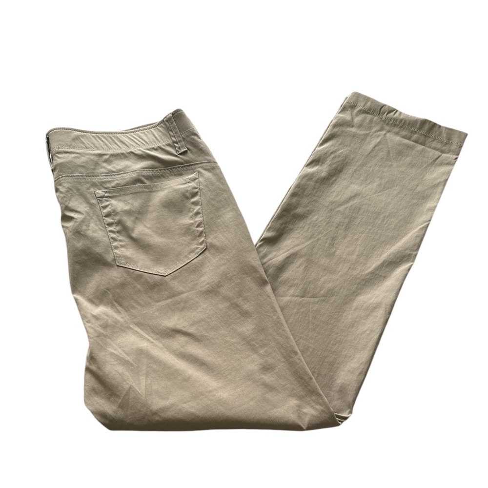 HP. MOUNTAIN RIDGE Men's Coastal Escape Chino Khaki Pants
